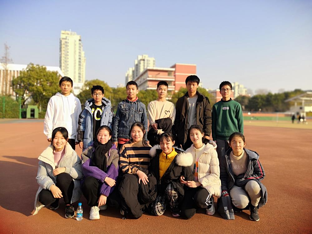 a7d337eb03fa481887d5d7f3d2752618.jpg